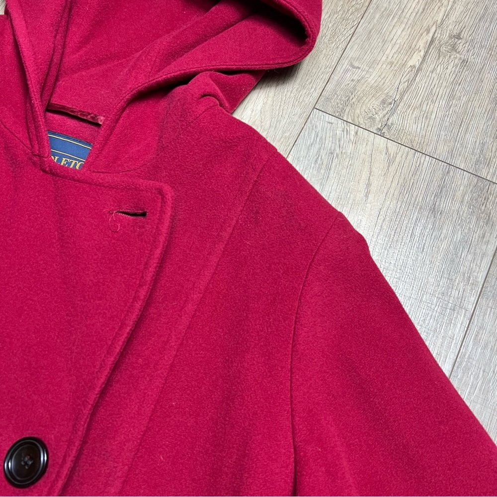 Pendleton Red Pea Coat with Hood and Double-Breasted Design - Picture 4 of 15